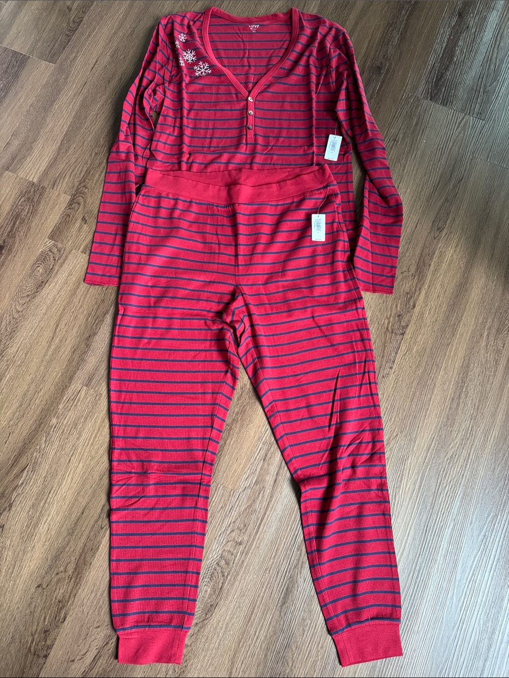 Love by Gap Women’s Red & Blue Striped Long-Sleeve Pajama Set w/Snowflake Accent